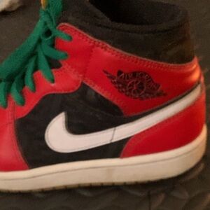 Jordan 1s (used) Size 7.5